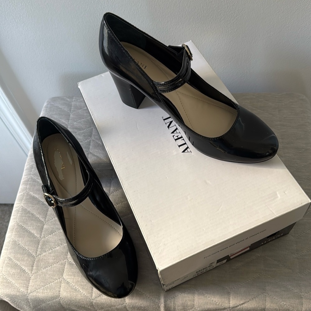 Alfani Hillareep Mary Jane  Black Patent Block Pump Sz 9.5 3" heel worn twice